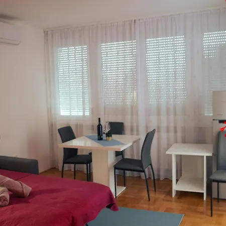 Studio Apartman Dubrava Zagreb Exterior foto